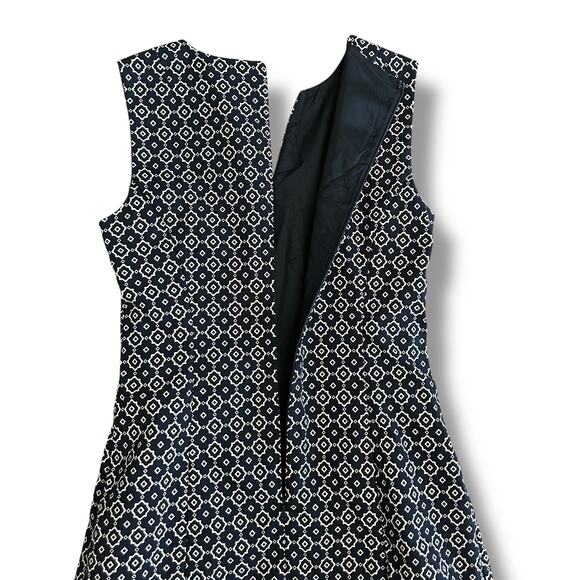 Brooks Brothers Women’s Dress Size 2 Navy White Geometric Sleeveless Fit & Flare - Picture 6 of 11